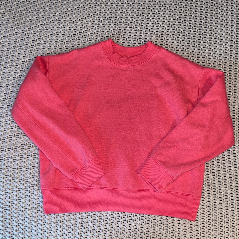 A New Day Cropped Sweatshirt Women’s Medium Coral Crewneck Pullover
